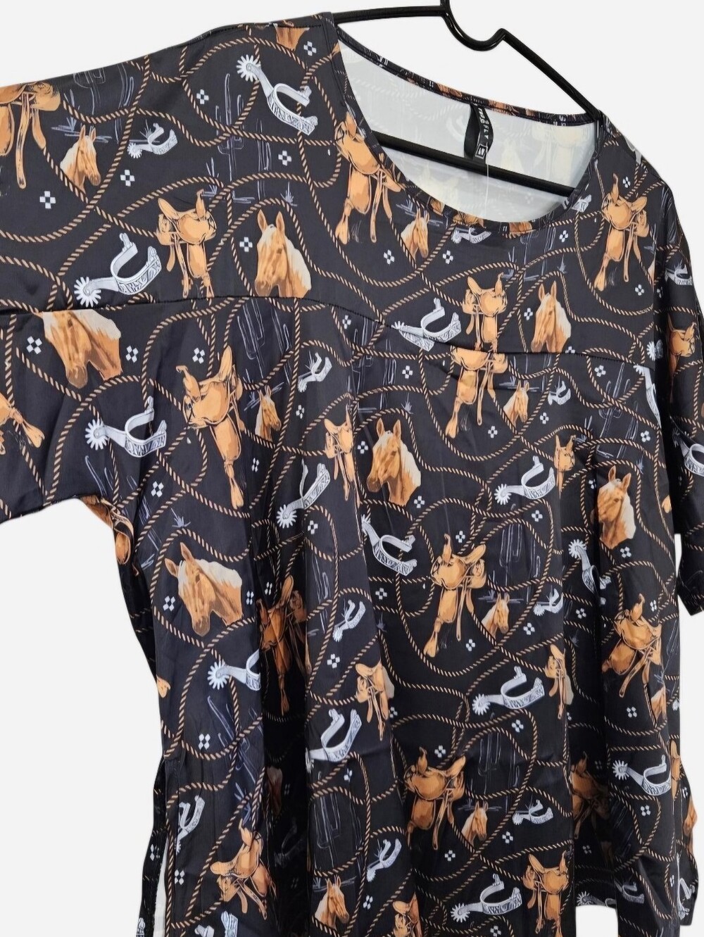 Two Fly Black & tan western print cowboy Cowgirl Short Sleeve Blouse Womens S/M - Picture 3 of 8